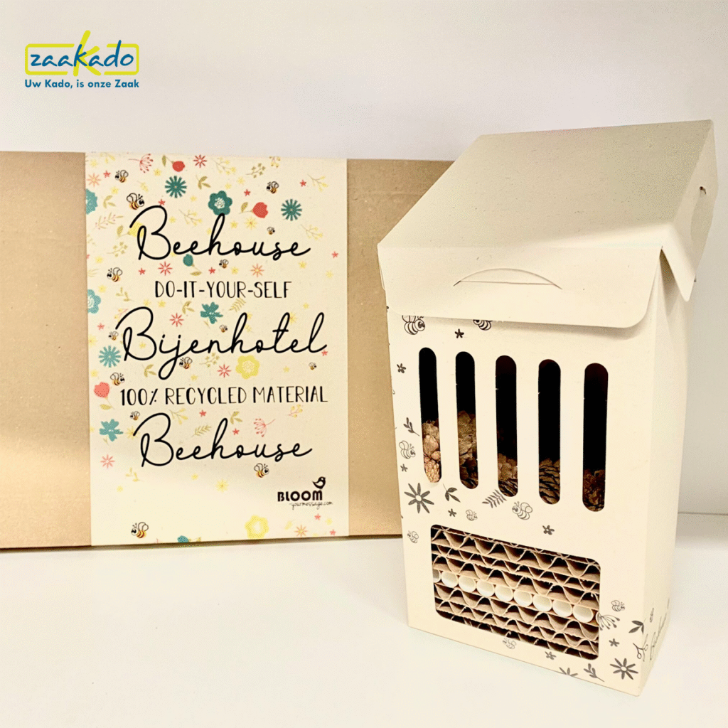 duurzaam relatiegeschenk, bijenhotel, bijen, biodiversiteit, groene geschenken, mvo, DIY pakket, Zaakado