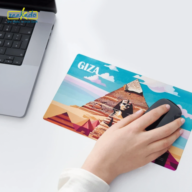 multifunctioneel relatiegeschenk: muismat en reiniger in 1.