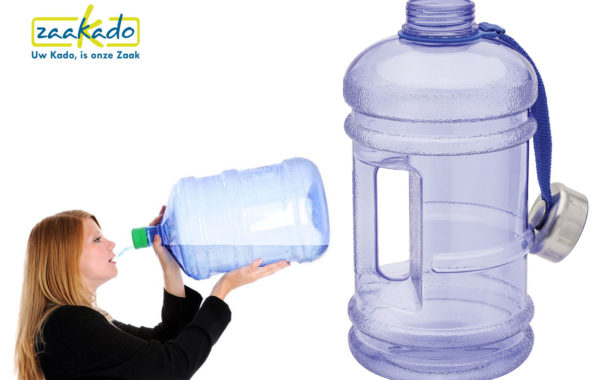 Trouw Voorbereiding Versnellen Grote drinkfles (watertank) voor je dagelijkse waterbehoefte + logo!