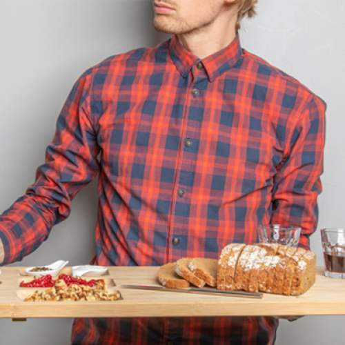 bamboe-tapasplank-relatiegeschenk-plank-groot-formaat-kerstgeschenk-kerstpakket-borrelplank-borrelhapjes-amsterdam-duurzaam-culinair-cadeau-logo-bedrukking-zaakado-rotterdam