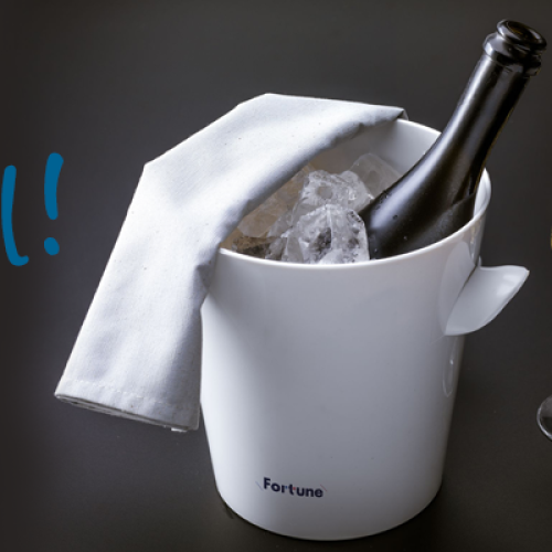duurzame-champagnekoeler-wijnkoeler-duurzaam-gerecycled-plastic-uit-oceaan-verantwoord-wijncadeau-feestdagen-nieuwjaarscadeau-directie-management-luxe-eindejaarsgeschenk-zaakado-rotterdam