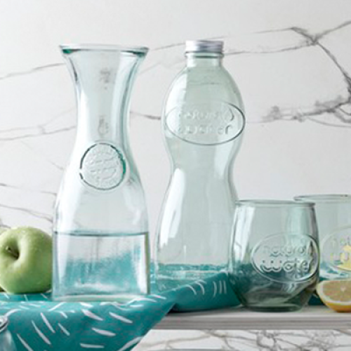 gerecycled-glas-glazenset-drinkglazen-duurzaam-zomergeschenk-kerstgeschenk-kerstpakket-karaf-recycling-verantwoorde-geschenken-waterkan-logo-bedrukking-zaakado-rotterdam