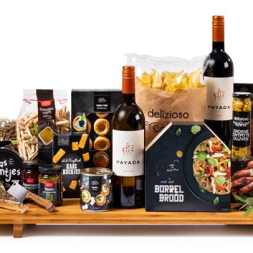 luxe-kerstpakketten-origineel-kerstpakket-blijvend-kado-functioneel-kerstgeschenk-gepersonaliseerd-eindejaarsgeschenk-december-corona-feestdagen-personeel-bedanken-zaakado-rotterdam