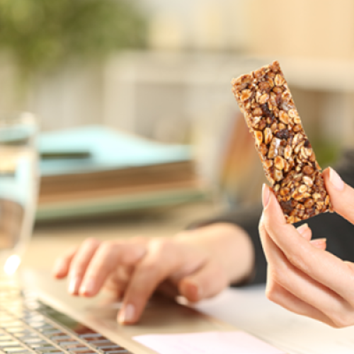 promotie-snacks-energie-energieleverancier-thema-opkikker-sportief-snoep-promo-item-giveaway-uitzendbureau-sportschool-onderweg-onboarding-callcenter-zaakado-rotterdam