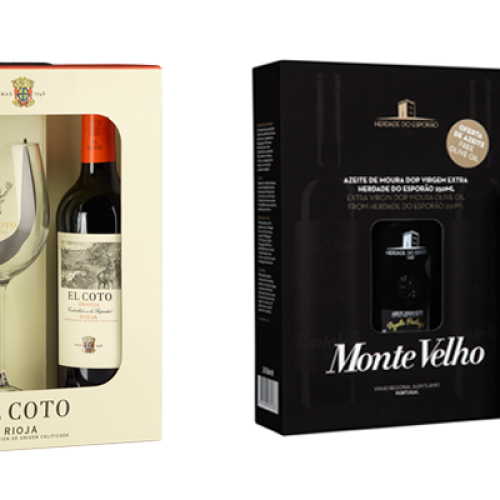 wijncadeau-feestdagen-geschenkverpakking-fles-rode-wijn-giftbox-december-kerstcadeau-luxe-eindejaarsgeschenk-corona-wijnpakket-thuisbezorgd-gepersonaliseerd-kaartje-zaakado-rotterdam