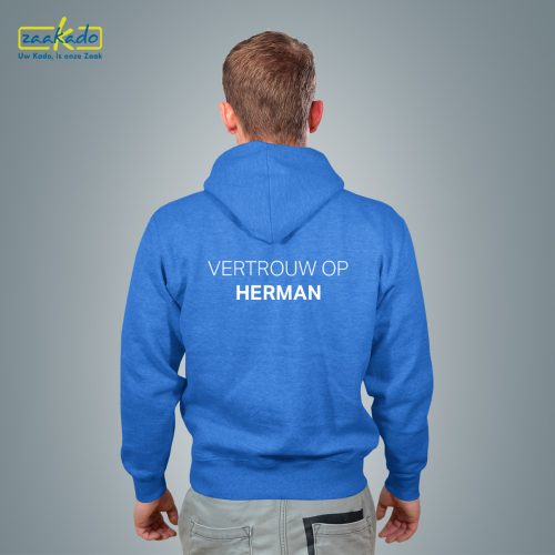 zaakado hoodie met voornaam erop gedrukt, gepersonaliseerde relatiegeschenken, samenwerken met ZaaKado, mvo, klantinterview